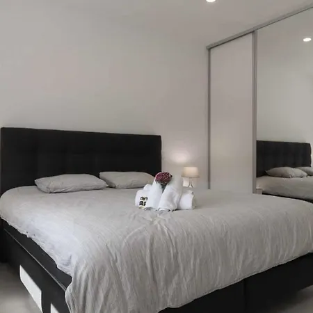 Villa New Memories & Privat Pool & Gardens & Privacy & Beach & Albufeira فيلة *